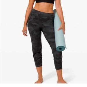 Lululemon Align Joggers Camo